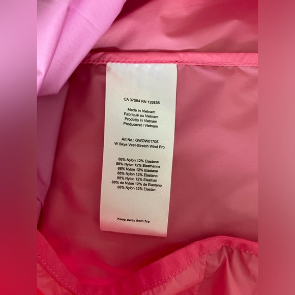 J. Linberberg water repellent pink golf / running vest size S - Picture 7 of 9